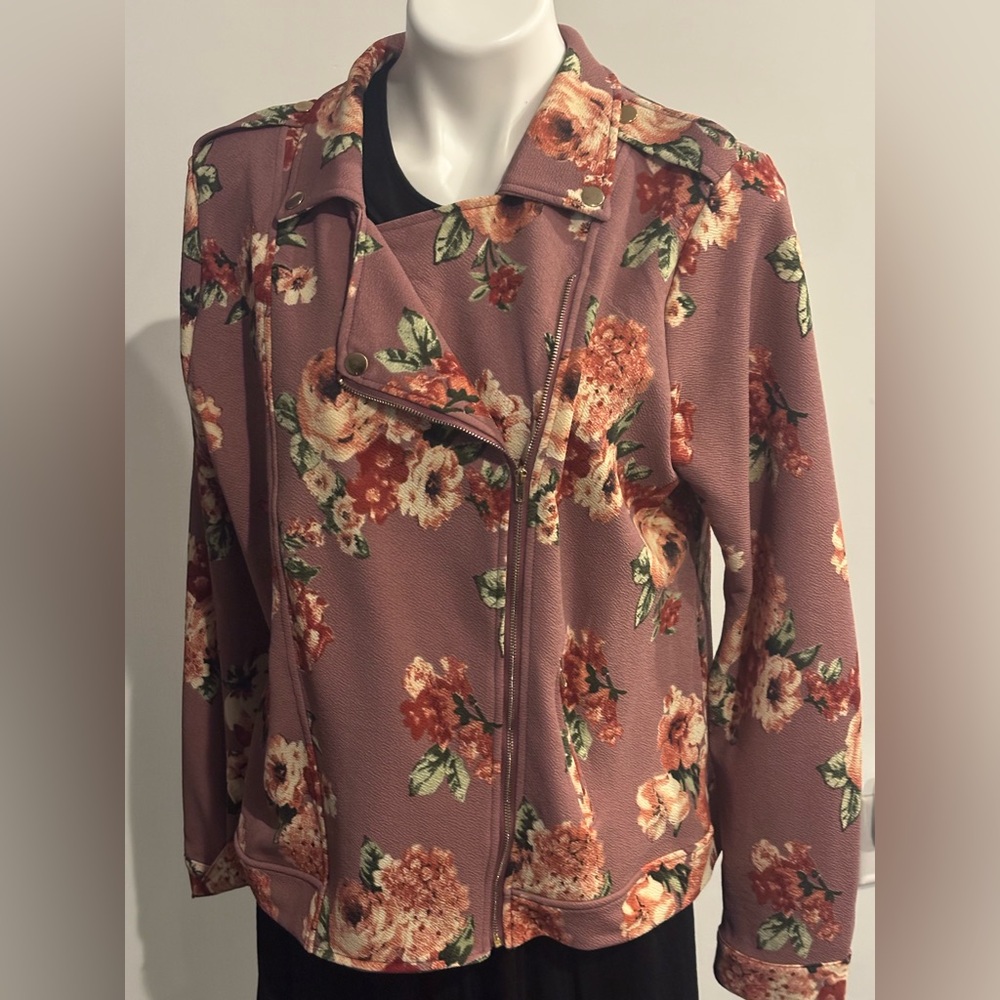Blu Pepper Floral Blazer Moto Jacket in Pink and Cream - Picture 4 of 10